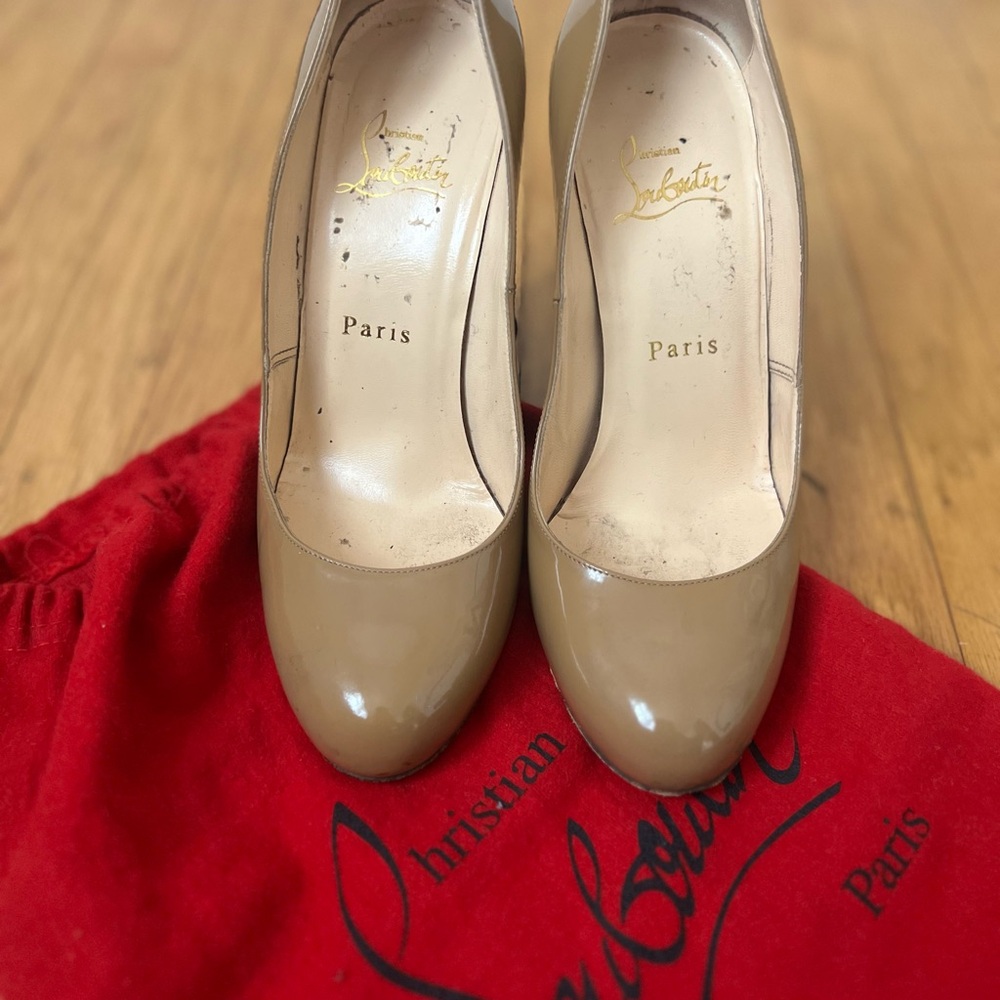 Christian Louboutin Tan Stiletto Heels Elegant Formal Shoes